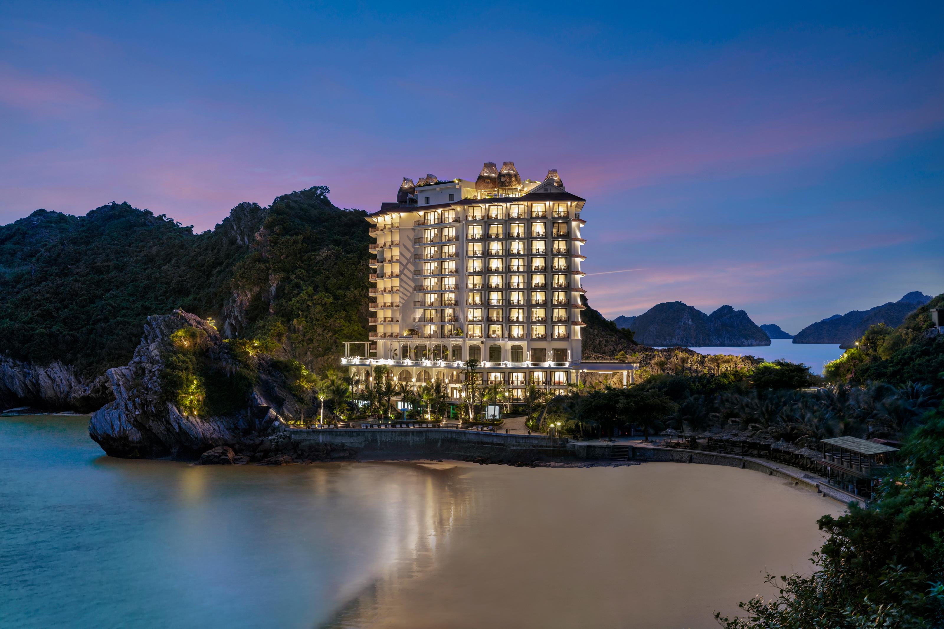 Hotel Perle D'Orient Cat Ba - Mgallery Chan Chau Eksteriør bilde Vinpearl Hotel Nha Trang