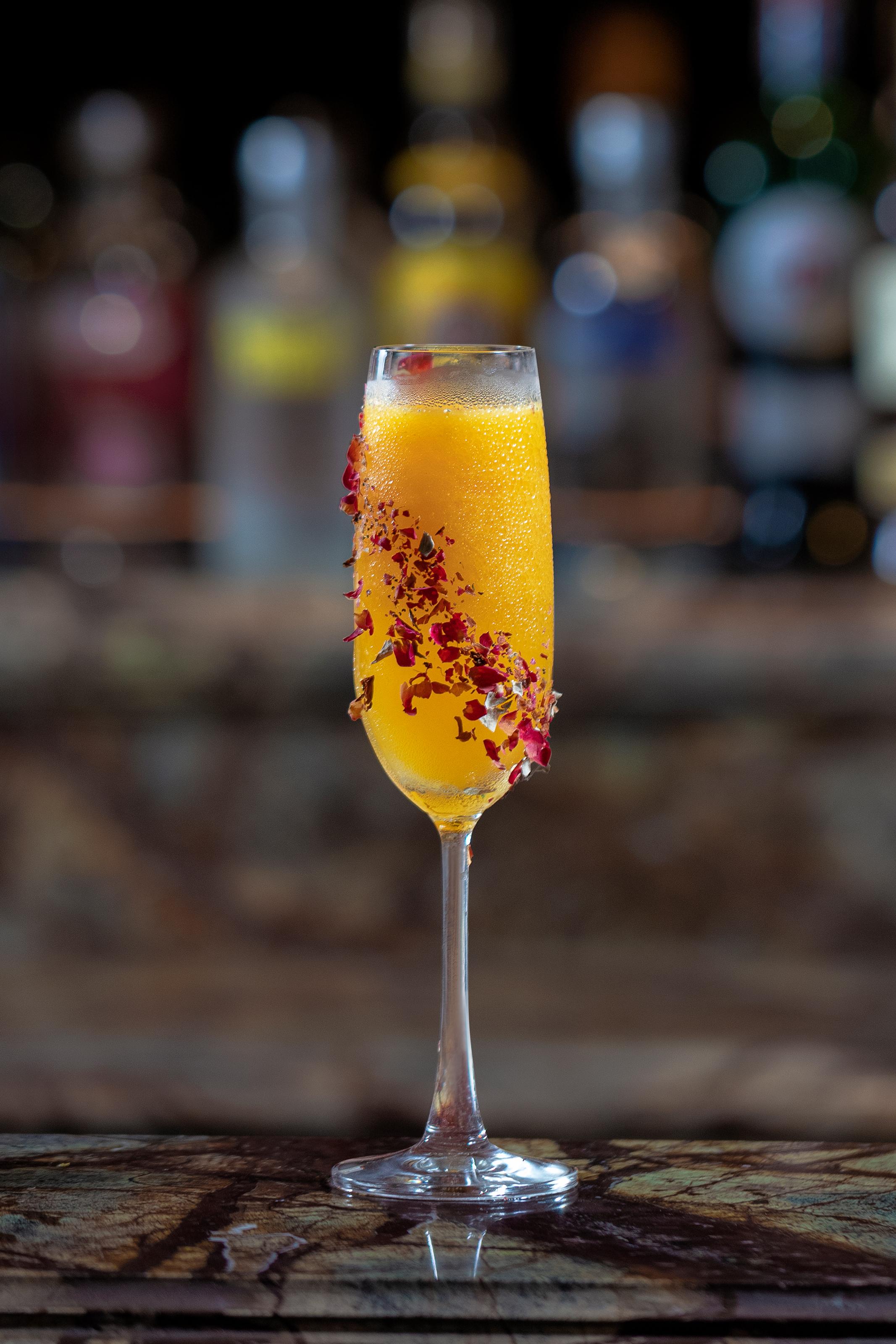 Hotel Perle D'Orient Cat Ba - Mgallery Chan Chau Eksteriør bilde A mimosa cocktail